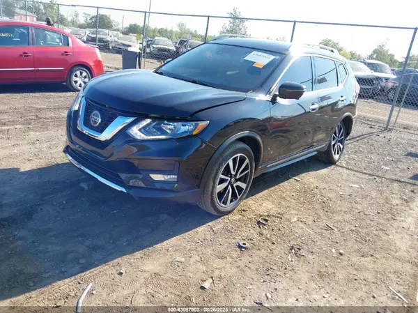5N1AT2MV6KC825566 2019 NISSAN ROGUE - Image 2