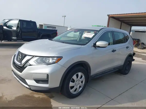 5N1AT2MV6KC830735 2019 NISSAN ROGUE - Image 2
