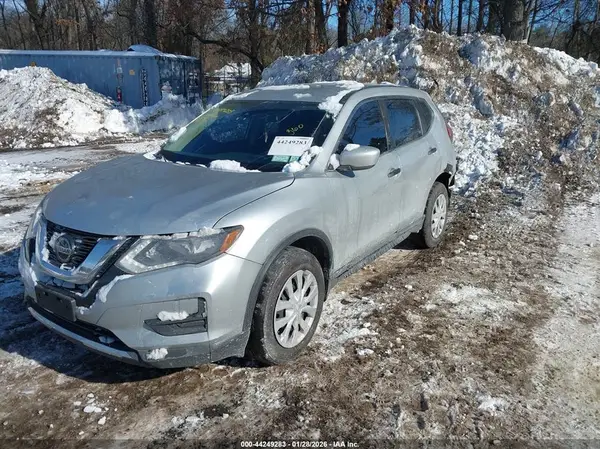 5N1AT2MV6KC837877 2019 NISSAN ROGUE - Image 2