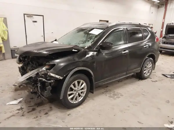 5N1AT2MV6KC843422 2019 NISSAN ROGUE - Image 2