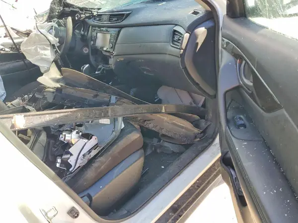 5N1AT2MV6LC713917 2020 NISSAN ROGUE - Image 8