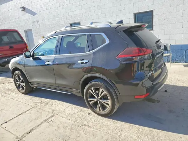 5N1AT2MV6LC715604 2020 NISSAN ROGUE - Image 2