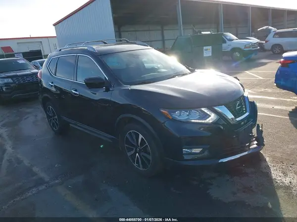 5N1AT2MV6LC724013 2020 NISSAN ROGUE - Image 1
