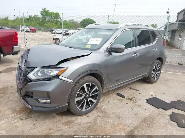 5N1AT2MV6LC724867 2020 NISSAN ROGUE - Image 2