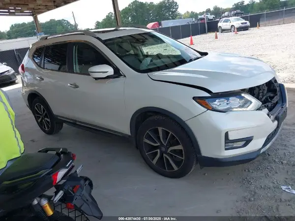5N1AT2MV6LC753690 2020 NISSAN ROGUE - Image 1