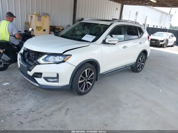 5N1AT2MV6LC753690 2020 NISSAN ROGUE - Image 2