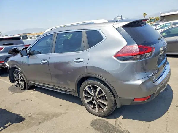 5N1AT2MV6LC772045 2020 NISSAN ROGUE - Image 2