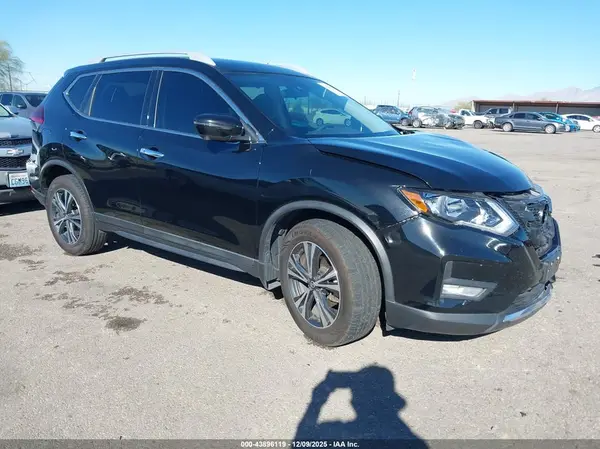 5N1AT2MV6LC795843 2020 NISSAN ROGUE - Image 1