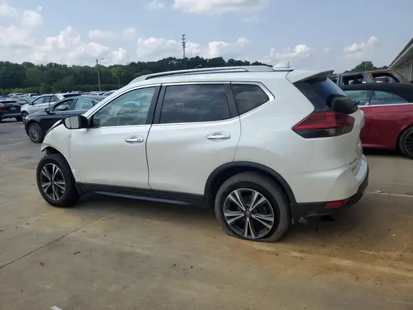 5N1AT2MV6LC808011 2020 NISSAN ROGUE - Image 2
