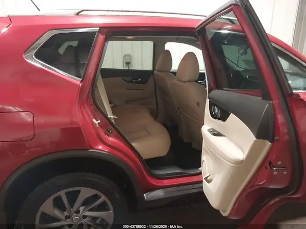 5N1AT2MV7GC730991 2016 NISSAN ROGUE - Image 8