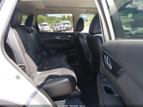 5N1AT2MV7GC754305 2016 NISSAN ROGUE - Image 8