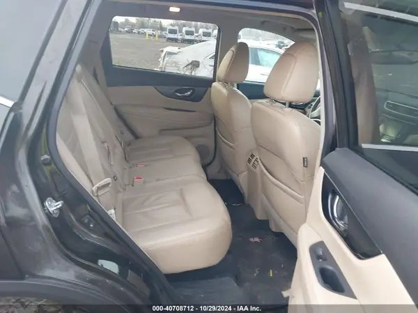 5N1AT2MV7GC758306 2016 NISSAN ROGUE - Image 8