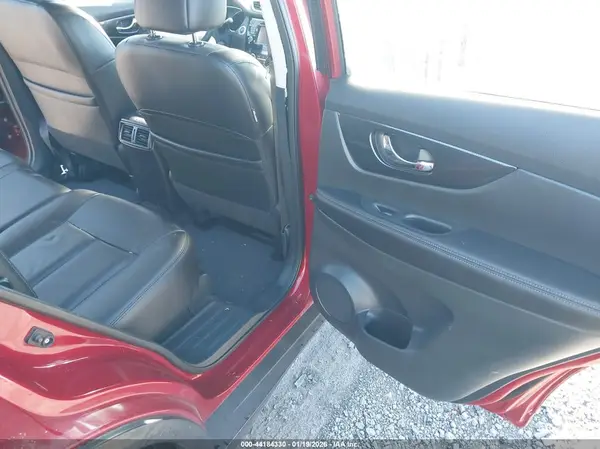 5N1AT2MV7GC775705 2016 NISSAN ROGUE - Image 8