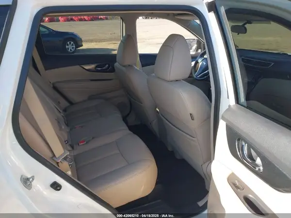 5N1AT2MV7GC790186 2016 NISSAN ROGUE - Image 8