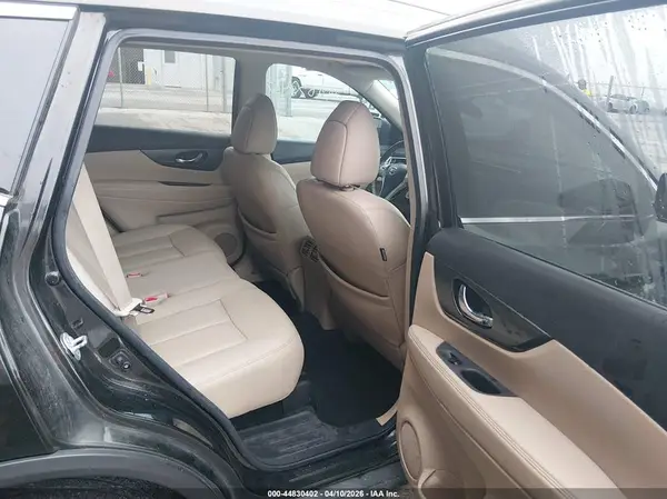 5N1AT2MV7GC817595 2016 NISSAN ROGUE - Image 8