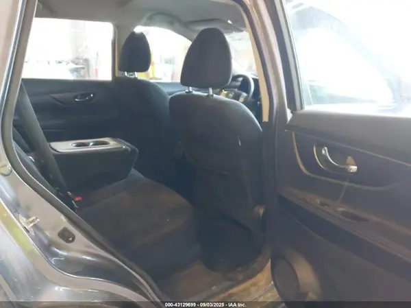 5N1AT2MV7GC821565 2016 NISSAN ROGUE - Image 8