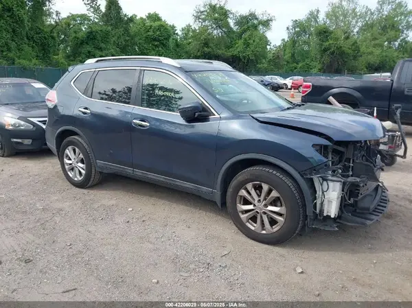 5N1AT2MV7GC828158 2016 NISSAN ROGUE - Image 1