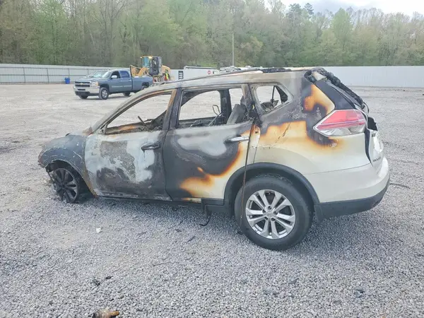 5N1AT2MV7GC844912 2016 NISSAN ROGUE - Image 2