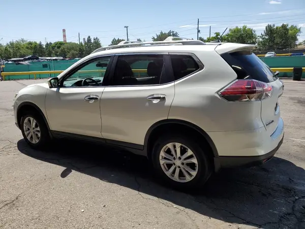 5N1AT2MV7GC876484 2016 NISSAN ROGUE - Image 2