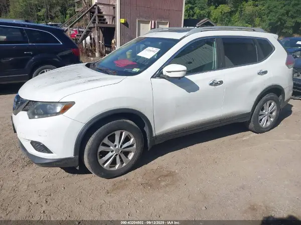 5N1AT2MV7GC895486 2016 NISSAN ROGUE - Image 2