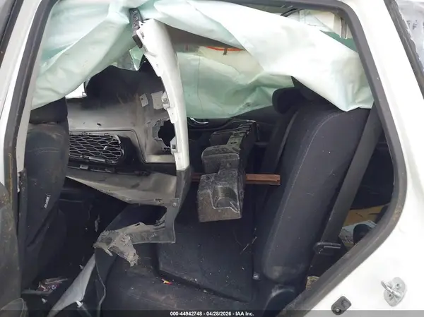 5N1AT2MV7GC921472 2016 NISSAN ROGUE - Image 8
