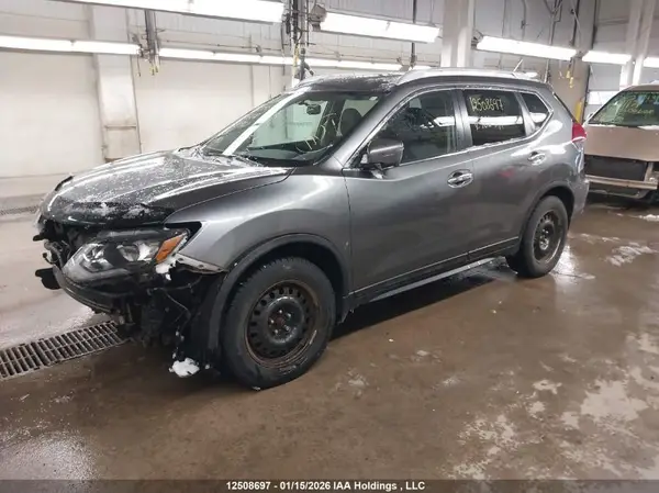 5N1AT2MV7HC762941 2017 NISSAN ROGUE - Image 2