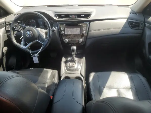 5N1AT2MV7HC763085 2017 NISSAN ROGUE - Image 8