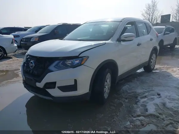 5N1AT2MV7HC763233 2017 NISSAN ROGUE - Image 2