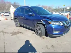 5N1AT2MV7HC770733 2017 NISSAN ROGUE