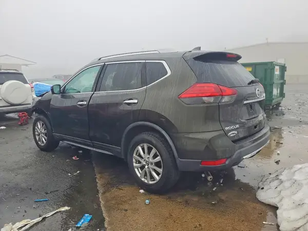 5N1AT2MV7HC771106 2017 NISSAN ROGUE - Image 2