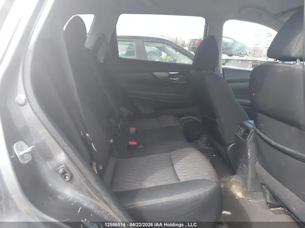 5N1AT2MV7HC776015 2017 NISSAN ROGUE - Image 8