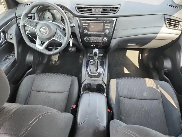 5N1AT2MV7HC780162 2017 NISSAN ROGUE - Image 8