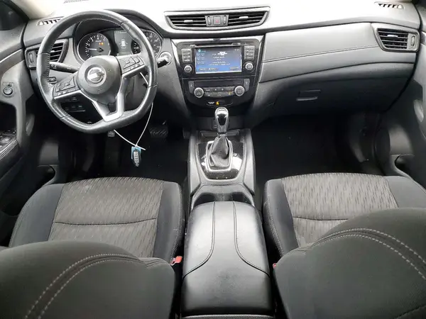 5N1AT2MV7HC783076 2017 NISSAN ROGUE - Image 8