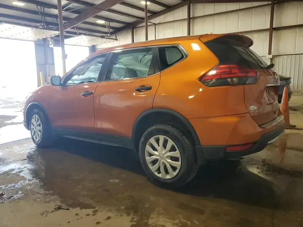 5N1AT2MV7HC783742 2017 NISSAN ROGUE - Image 2