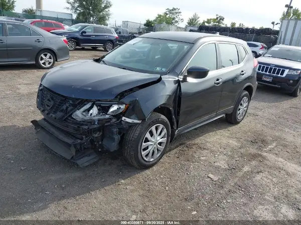 5N1AT2MV7HC789055 2017 NISSAN ROGUE - Image 2