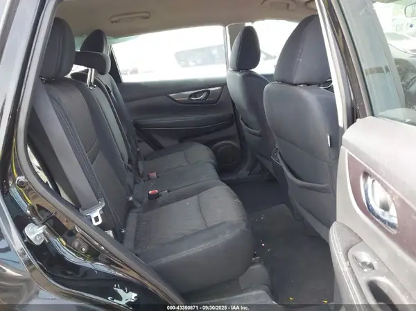 5N1AT2MV7HC789055 2017 NISSAN ROGUE - Image 8