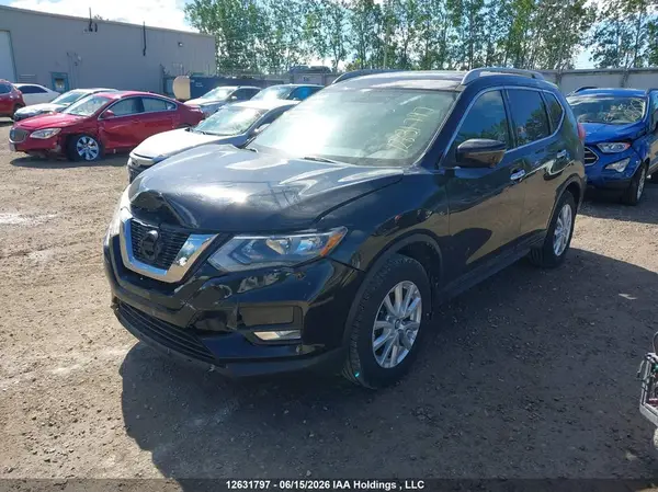 5N1AT2MV7HC792537 2017 NISSAN ROGUE - Image 2