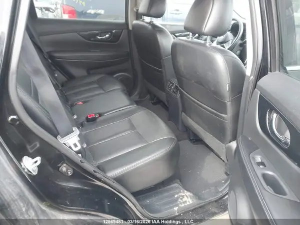 5N1AT2MV7HC797186 2017 NISSAN ROGUE - Image 8