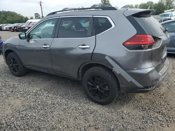 5N1AT2MV7HC800913 2017 NISSAN ROGUE - Image 2