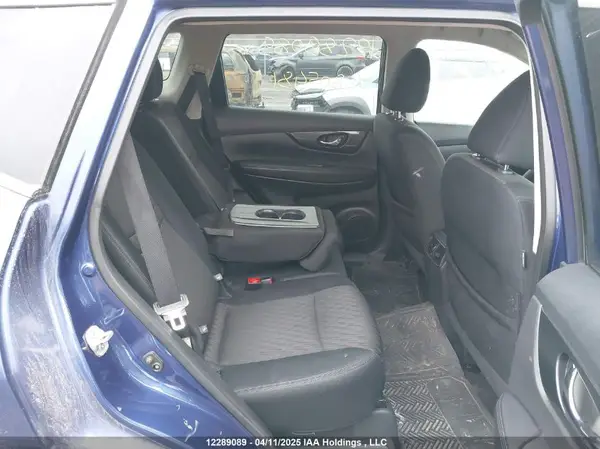5N1AT2MV7HC805481 2017 NISSAN ROGUE - Image 8