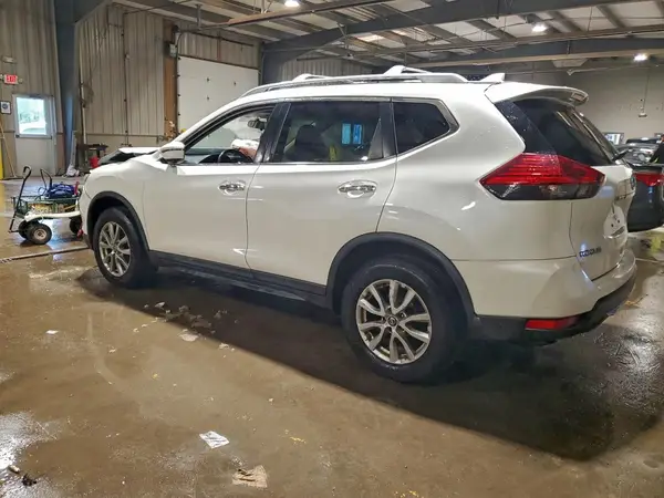 5N1AT2MV7HC823253 2017 NISSAN ROGUE - Image 2