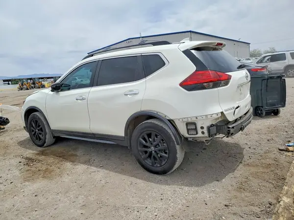5N1AT2MV7HC825343 2017 NISSAN ROGUE - Image 2