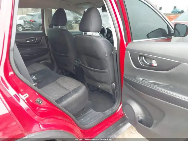 5N1AT2MV7HC835242 2017 NISSAN ROGUE - Image 8
