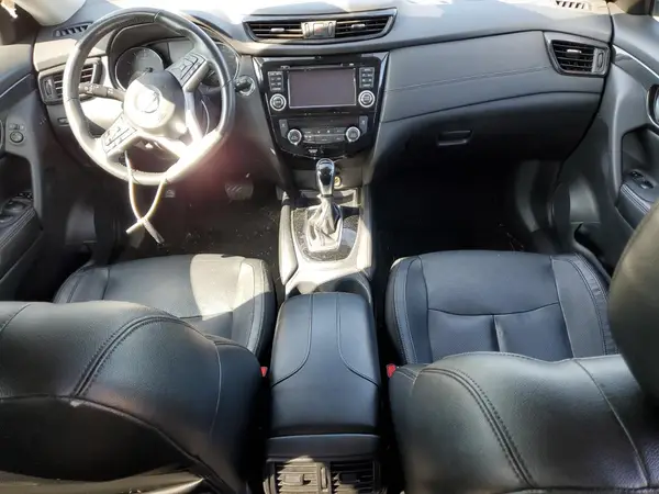 5N1AT2MV7HC843163 2017 NISSAN ROGUE - Image 8