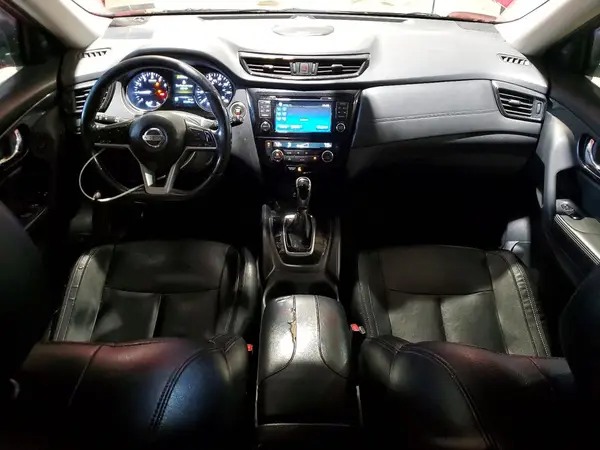 5N1AT2MV7HC844328 2017 NISSAN ROGUE - Image 8