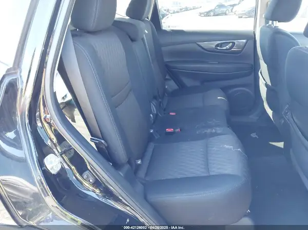 5N1AT2MV7HC844393 2017 NISSAN ROGUE - Image 8