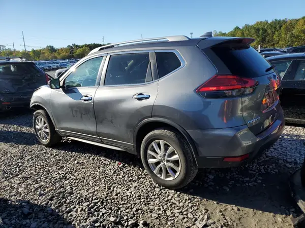 5N1AT2MV7HC845981 2017 NISSAN ROGUE - Image 2