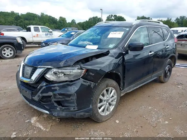 5N1AT2MV7HC851733 2017 NISSAN ROGUE - Image 2