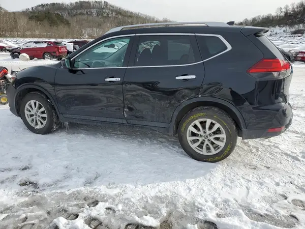 5N1AT2MV7HC852493 2017 NISSAN ROGUE - Image 2