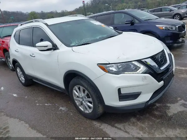5N1AT2MV7HC854485 2017 NISSAN ROGUE - Image 1